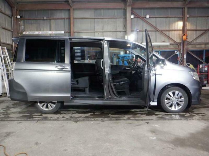 STEPWAGON SPADA