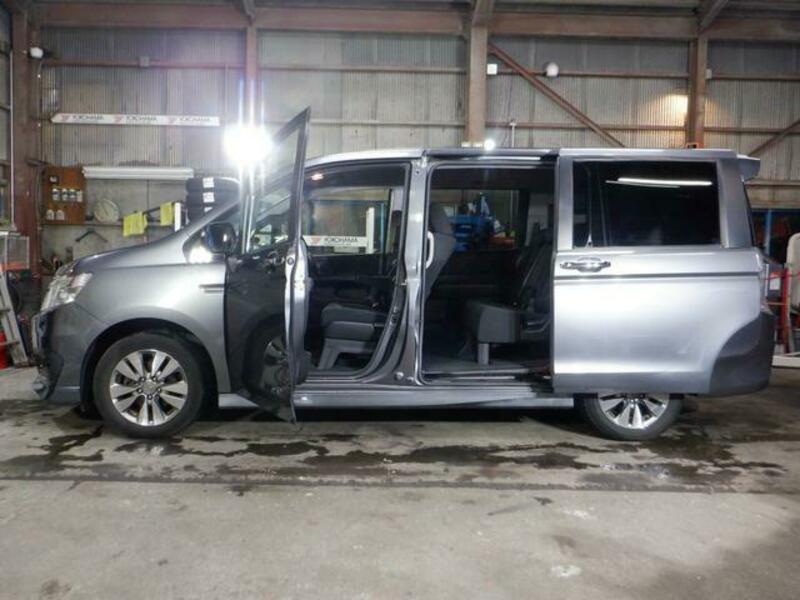 STEPWAGON SPADA