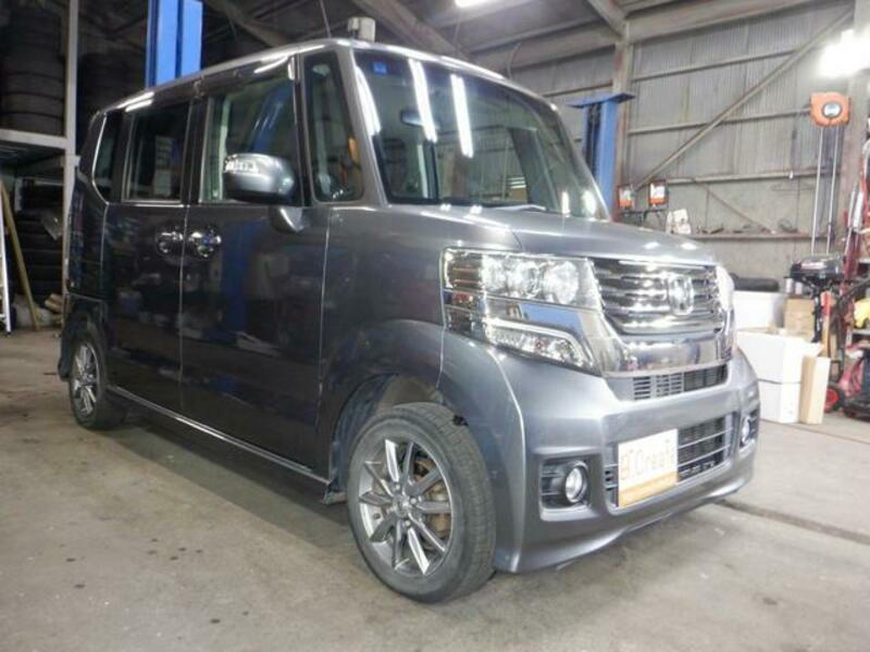 N BOX CUSTOM