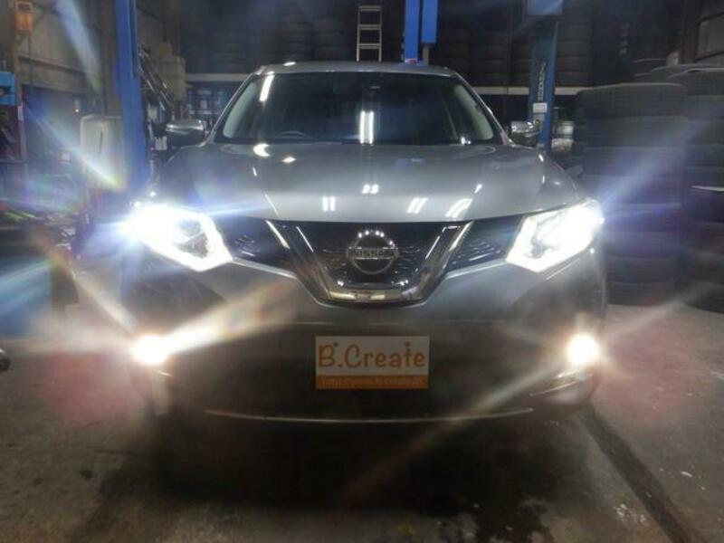 X-TRAIL