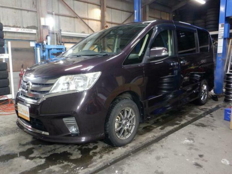 NISSAN SERENA