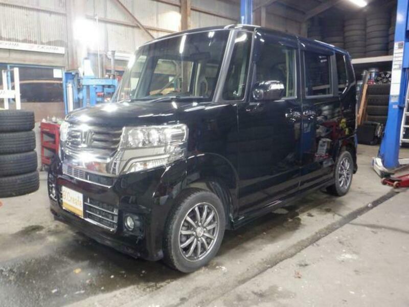 HONDA N BOX CUSTOM