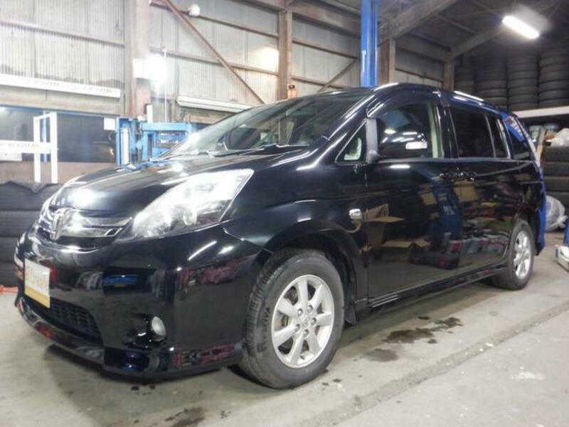 TOYOTA ISIS
