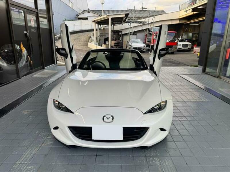 ROADSTER