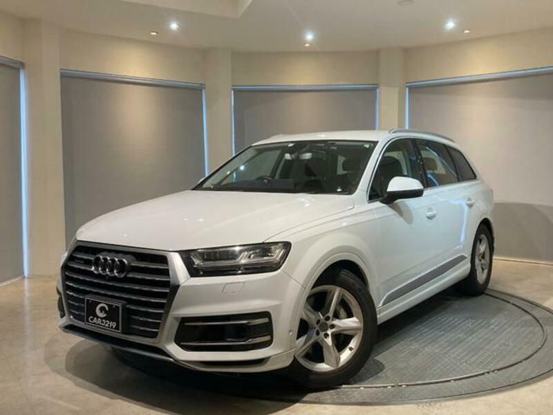 Q7