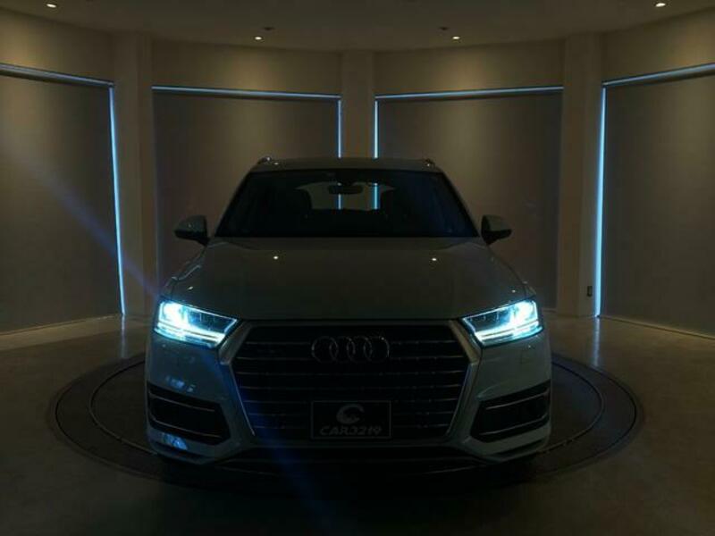 Q7