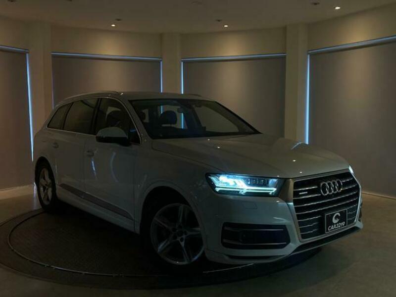 Q7