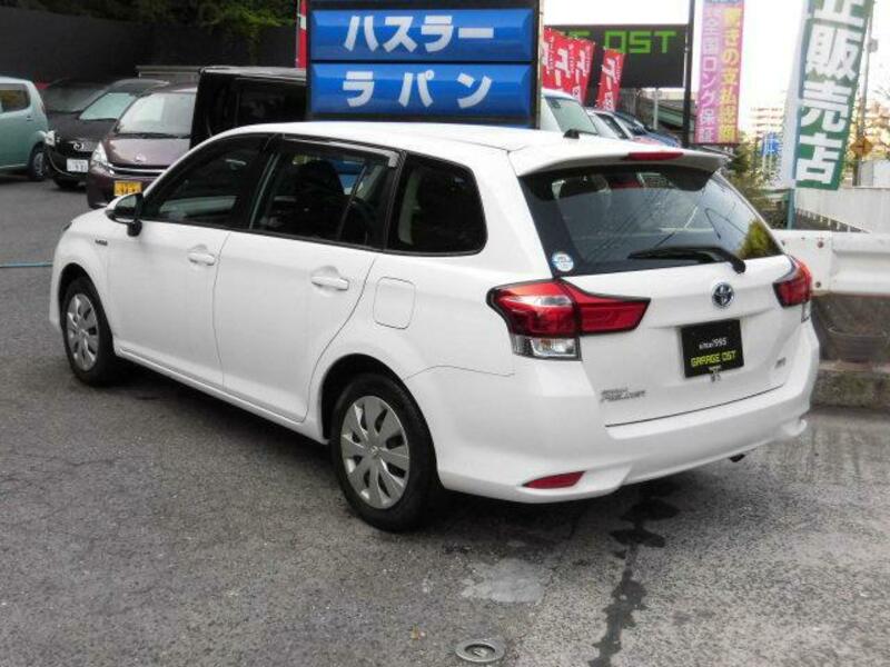 COROLLA FIELDER