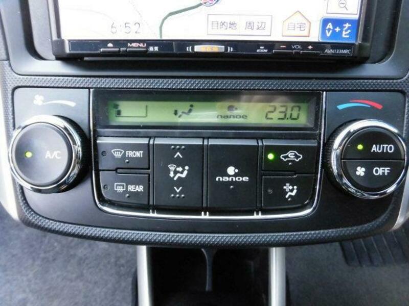 COROLLA FIELDER
