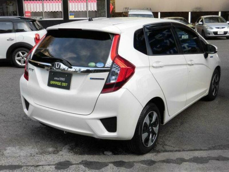 FIT HYBRID