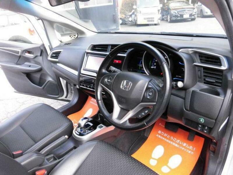 FIT HYBRID