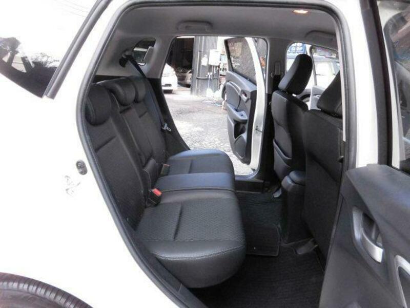 FIT HYBRID