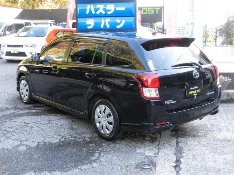 COROLLA FIELDER