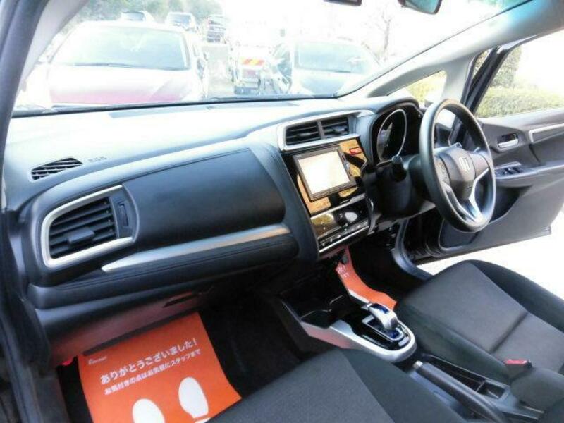 FIT HYBRID