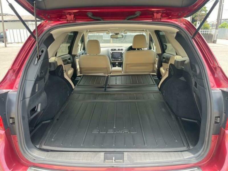 LEGACY OUTBACK
