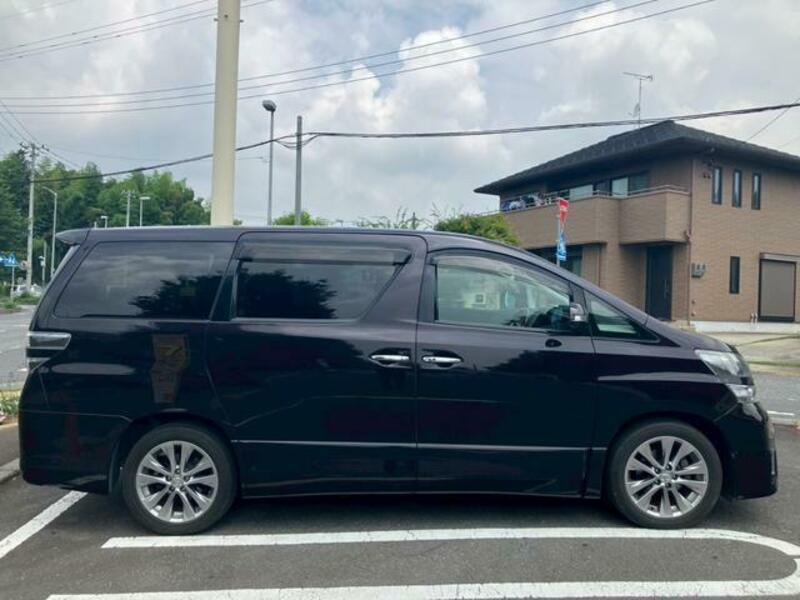 VELLFIRE