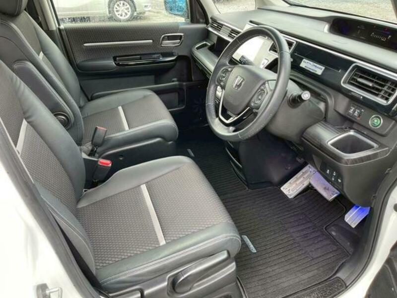 STEPWAGON SPADA