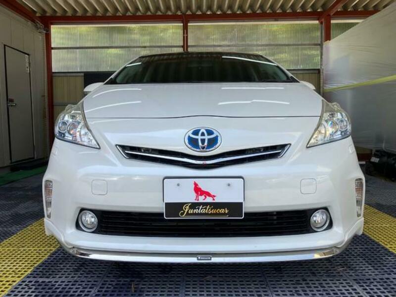 PRIUS ALPHA