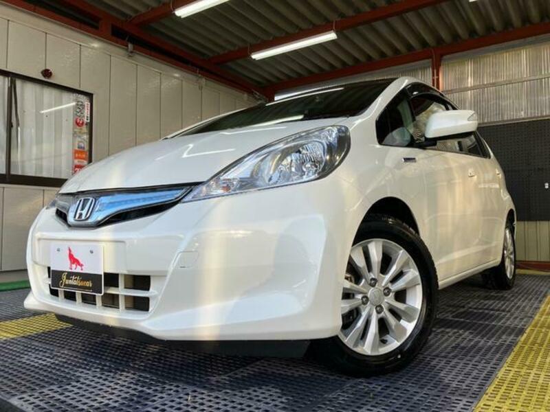 FIT HYBRID