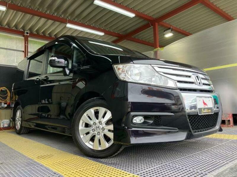 HONDA STEPWAGON SPADA