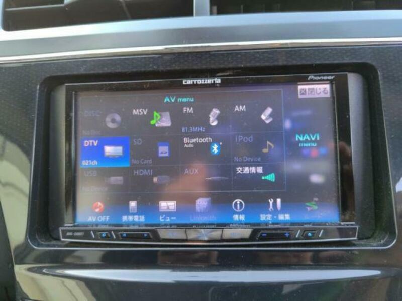 PRIUS ALPHA