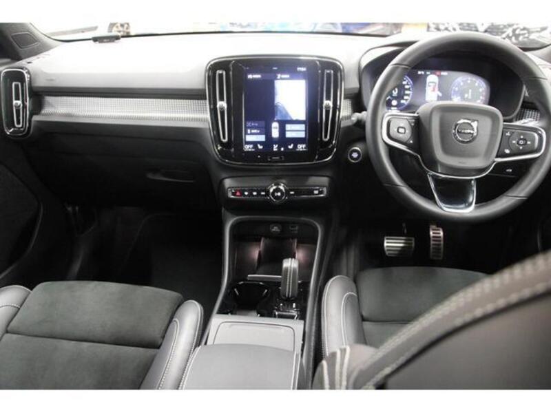 XC40