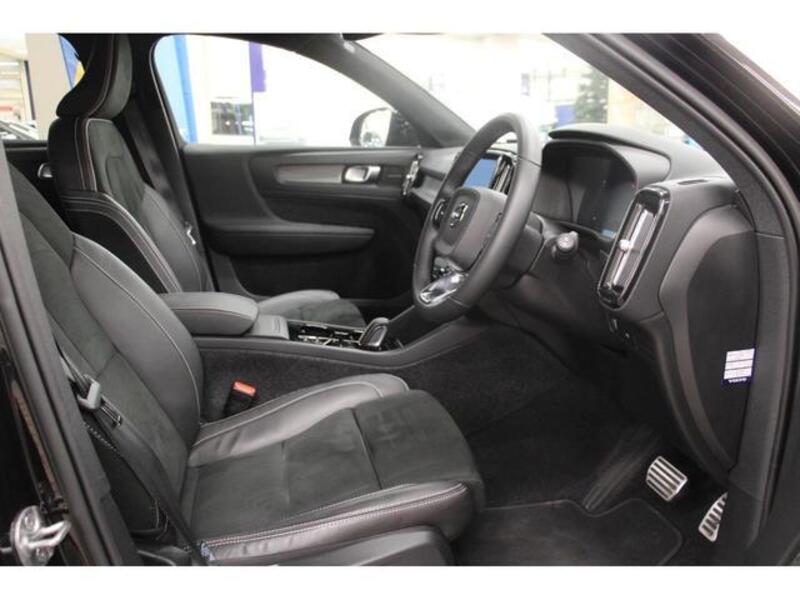 XC40
