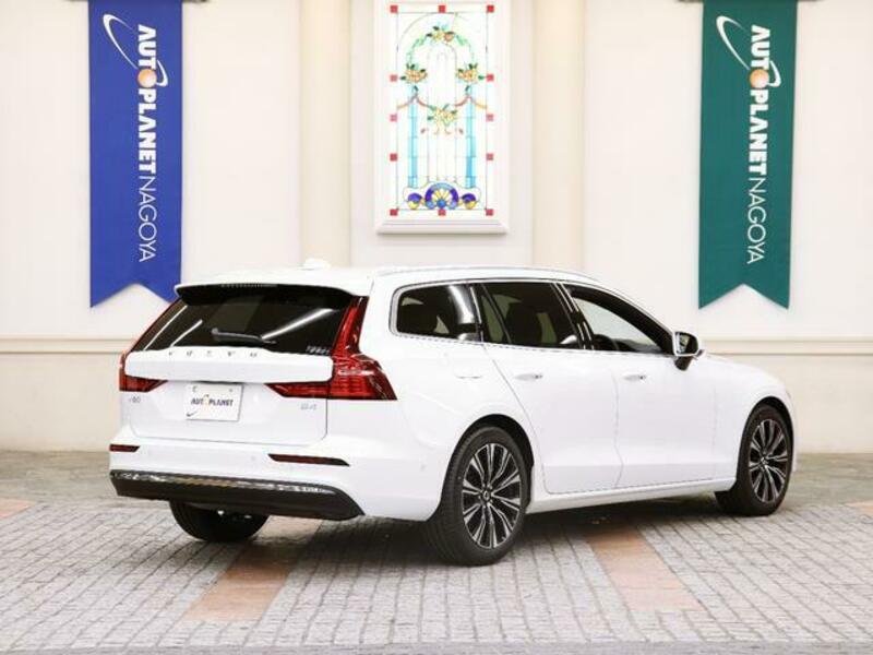 V60