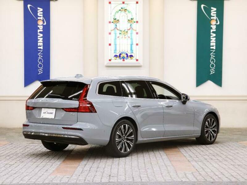 V60