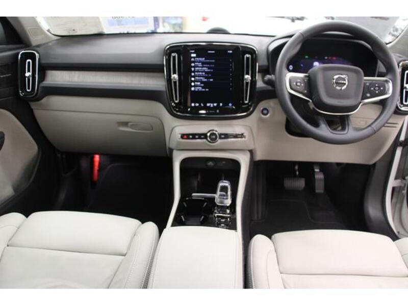 XC40