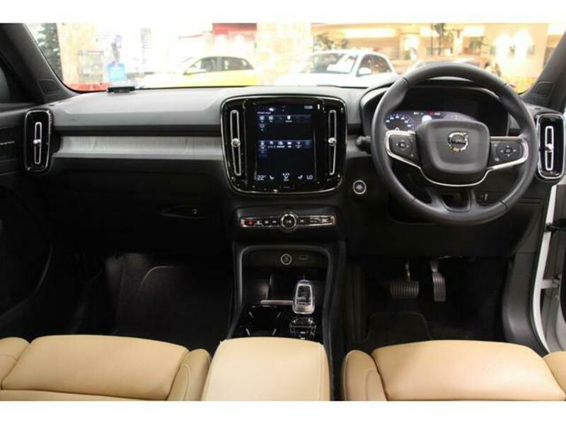 XC40