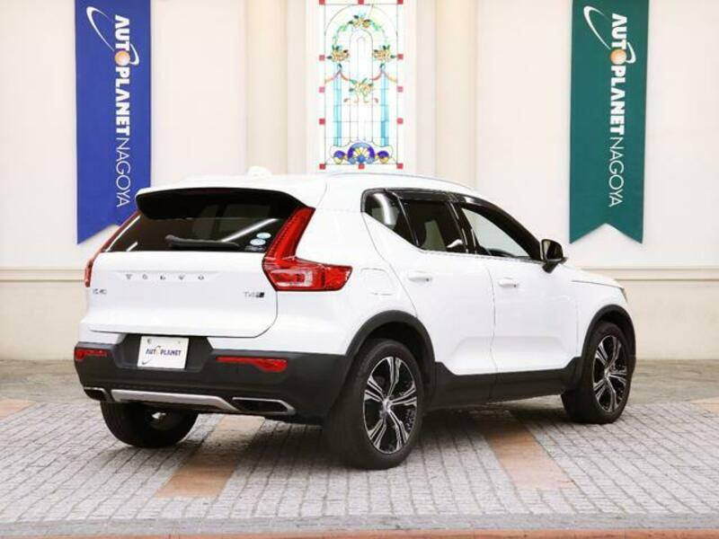 XC40