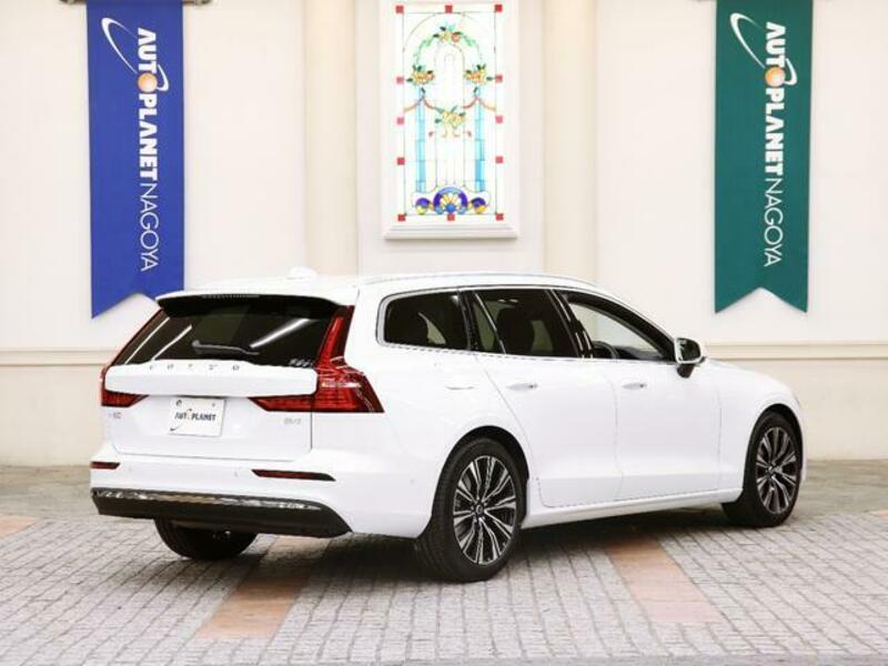 V60