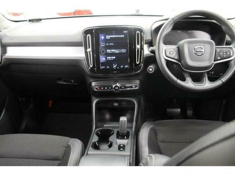 XC40