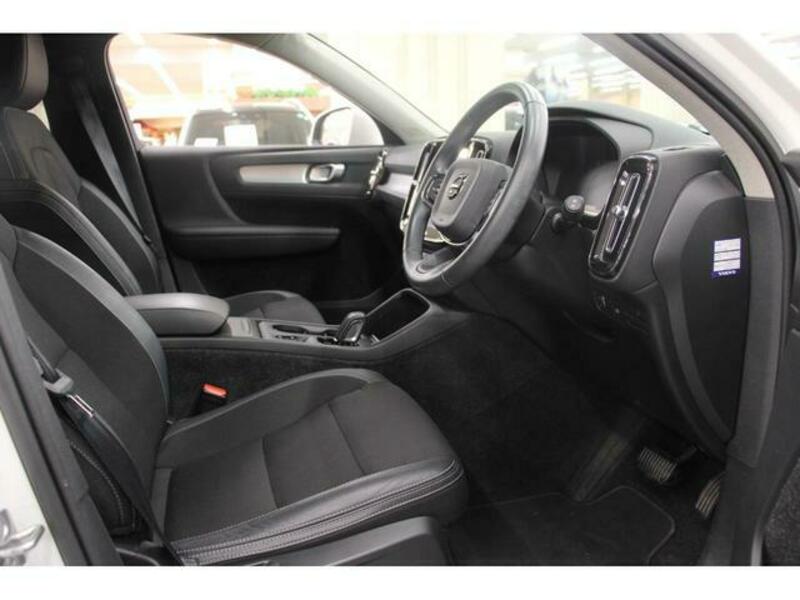 XC40