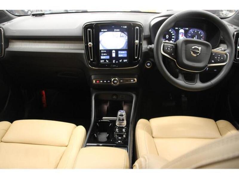 XC40