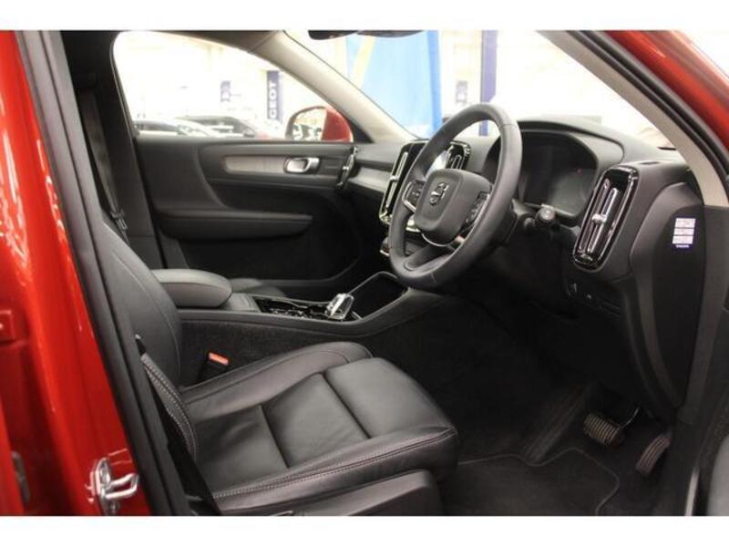 XC40