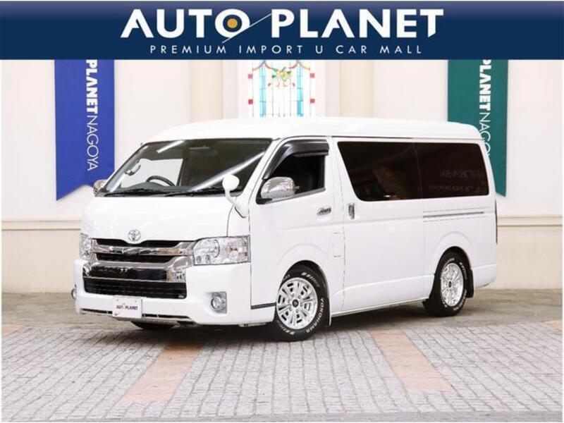 TOYOTA HIACE WAGON