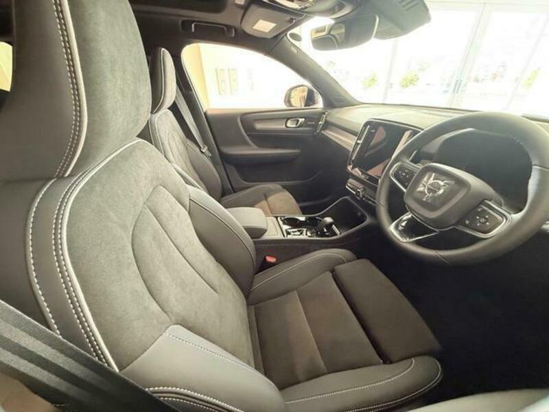 XC40