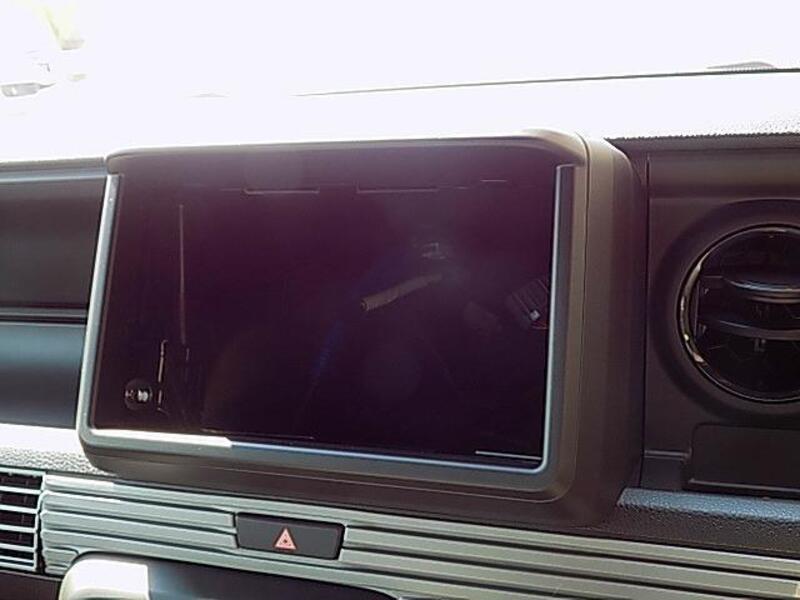 N-VAN