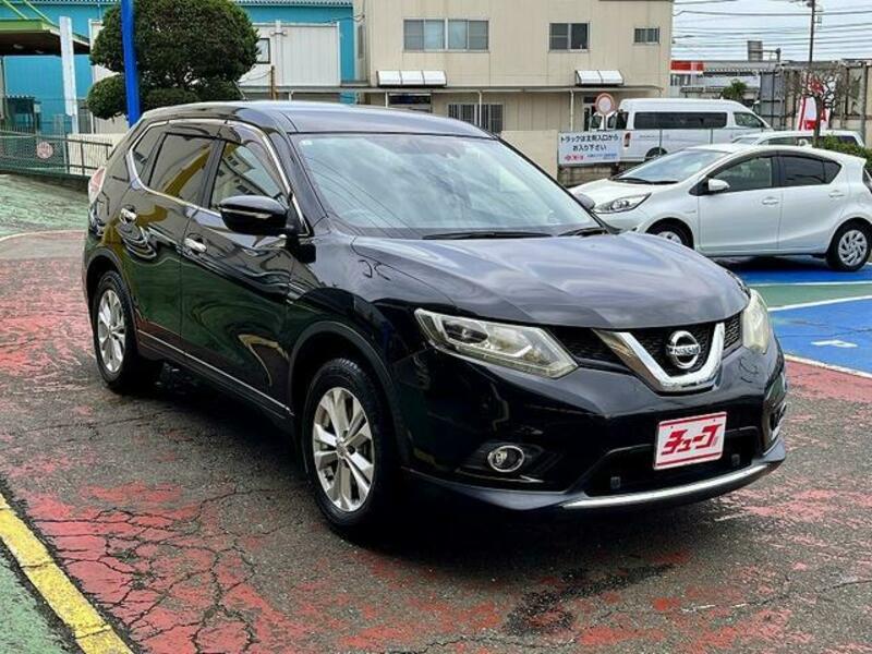 X-TRAIL