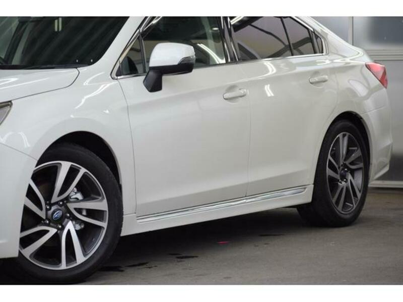 LEGACY B4