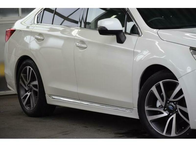 LEGACY B4