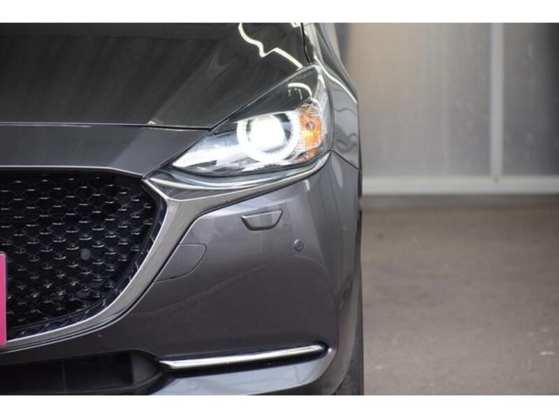 MAZDA2
