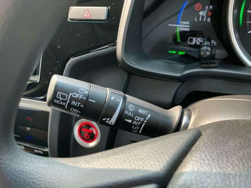 FIT HYBRID