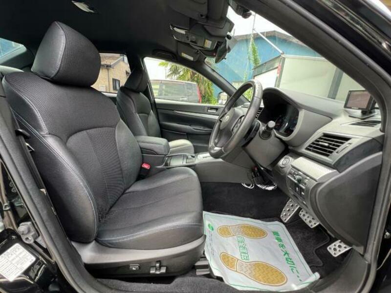 LEGACY B4