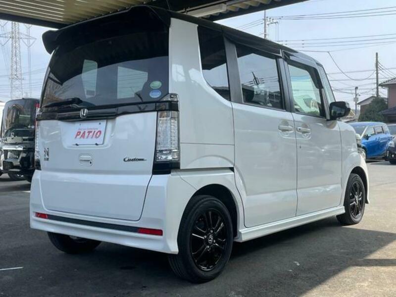 N BOX CUSTOM