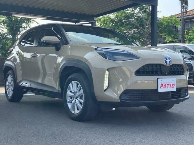 YARIS CROSS