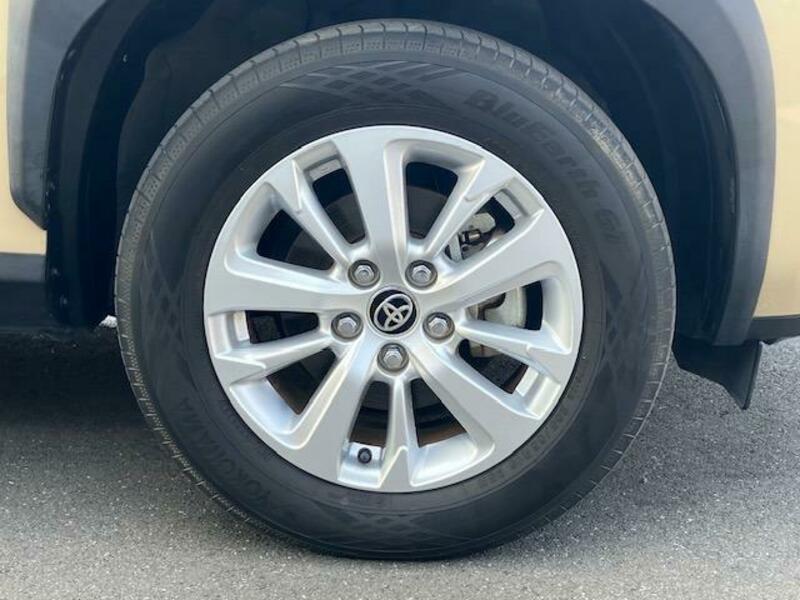 YARIS CROSS