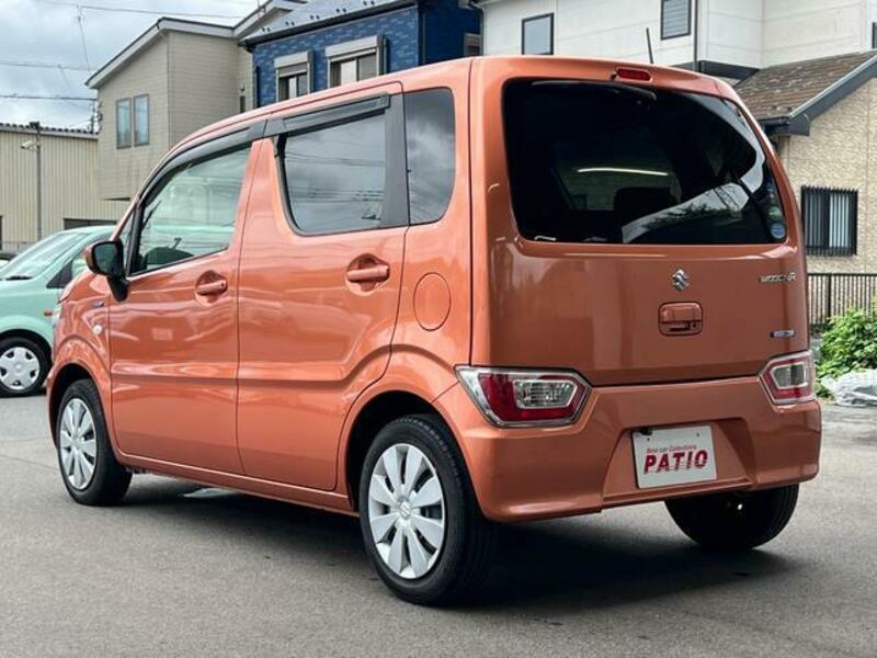 WAGON R